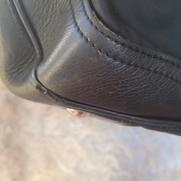 Gorgeous Authentic Prada Push Lock Side Pocket Black Tote, Great Condition - Picture 13 of 16